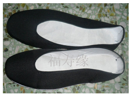 ����Ե��ͨ��Ь 